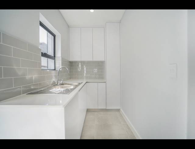 4 BEDROOM HOUSE FOR SALE IN SANDOWN